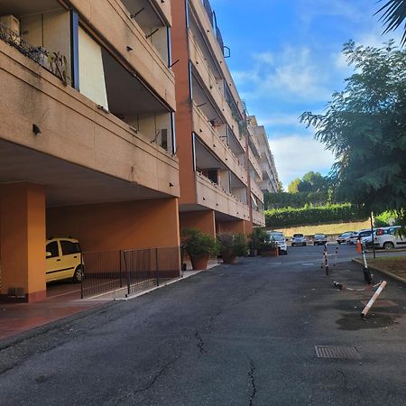 Alloggio Per Uso Turistico Ecm Giardino Di Roma Vitinia Esterno foto