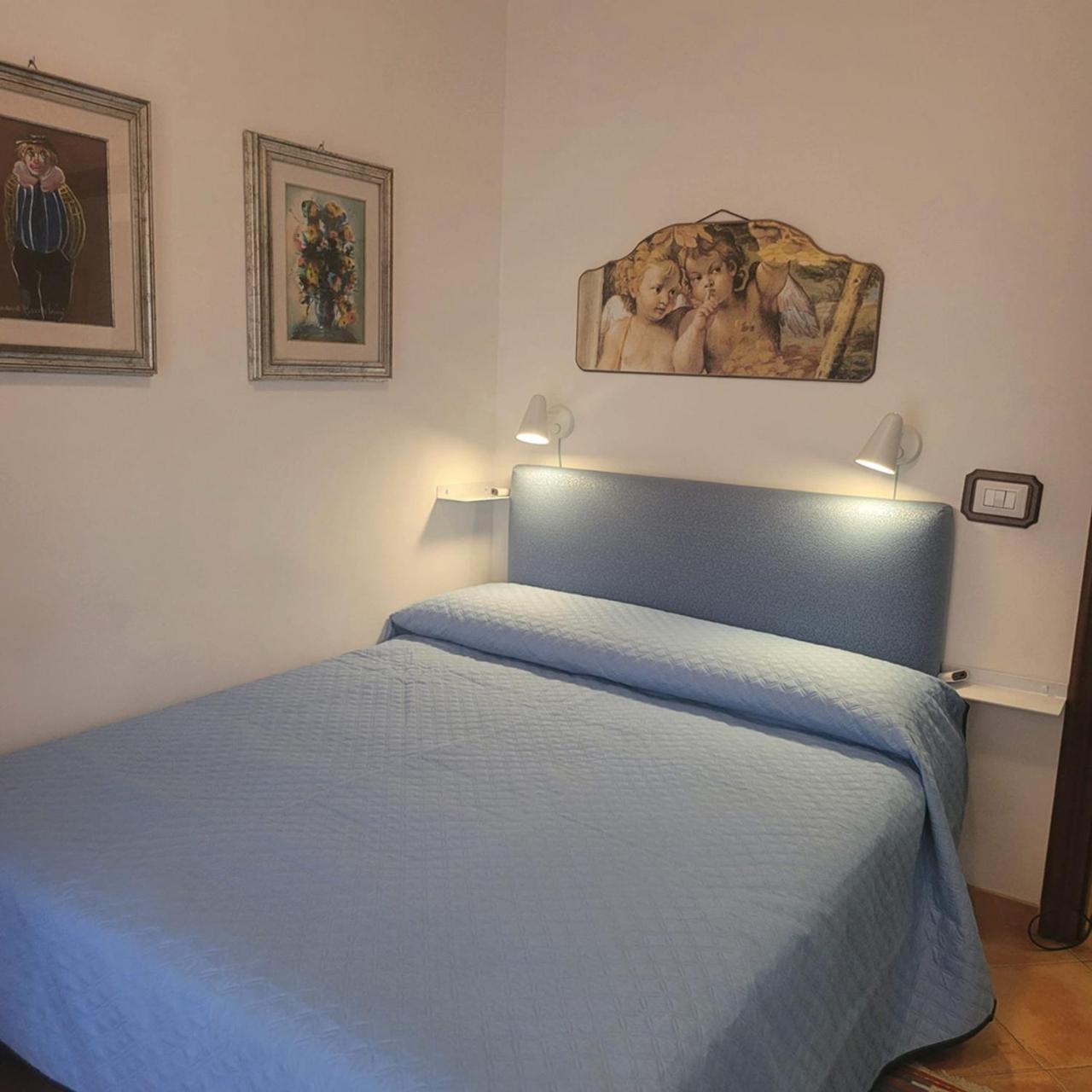 Alloggio Per Uso Turistico Ecm Giardino Di Roma Vitinia Esterno foto